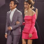 Pichsinee Veerasuthima Instagram - @sean_poem Your thoughtfulness is much appreciated. You have my heartfelt thanks @poem_official for having me in this incredible night! May the power be with all of us 💖🎀👛✨ โบกี้ขอบคุณพี่ฌอนและโพเอ้มอย่างสุดหัวใจที่ได้ให้โบเป็นส่วนหนึ่งของแบรนด์โพเอ้มค่ะ เดินแบบครั้งแรกในชีวิตก็ฟินนาเล่เลย เกร็งไปหมด ถ้าผิดพลาดประการใดโบต้องขออภัยด้วยนะคะ ทำเต็มที่มากๆ เป็นเกียรติประวัติครั้งนึงที่โบดีใจและภูมิใจมากๆเลยค่ะ ขอบคุณอีกครั้งนะคะ 🥹🤍 make up and hair @gemsstone @w_d_v_k