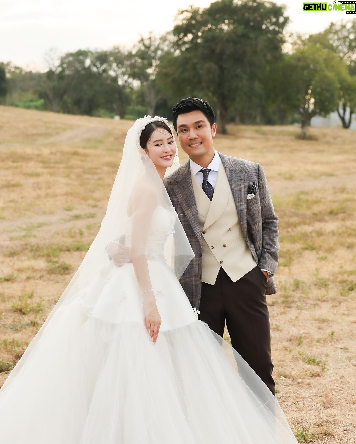 Pichukkana Wongsarattanasin Instagram - 🩷👰🏻♀️🤵🏻💕 @prima_prim #primtomtheluckyones ยินดีด้วยน้าา~ ขอให้เพื่อนมีความสุขมากๆ จัดงานได้น่ารัก อบอุ่นมาก สนุกสุดๆเลย 🥰🥰