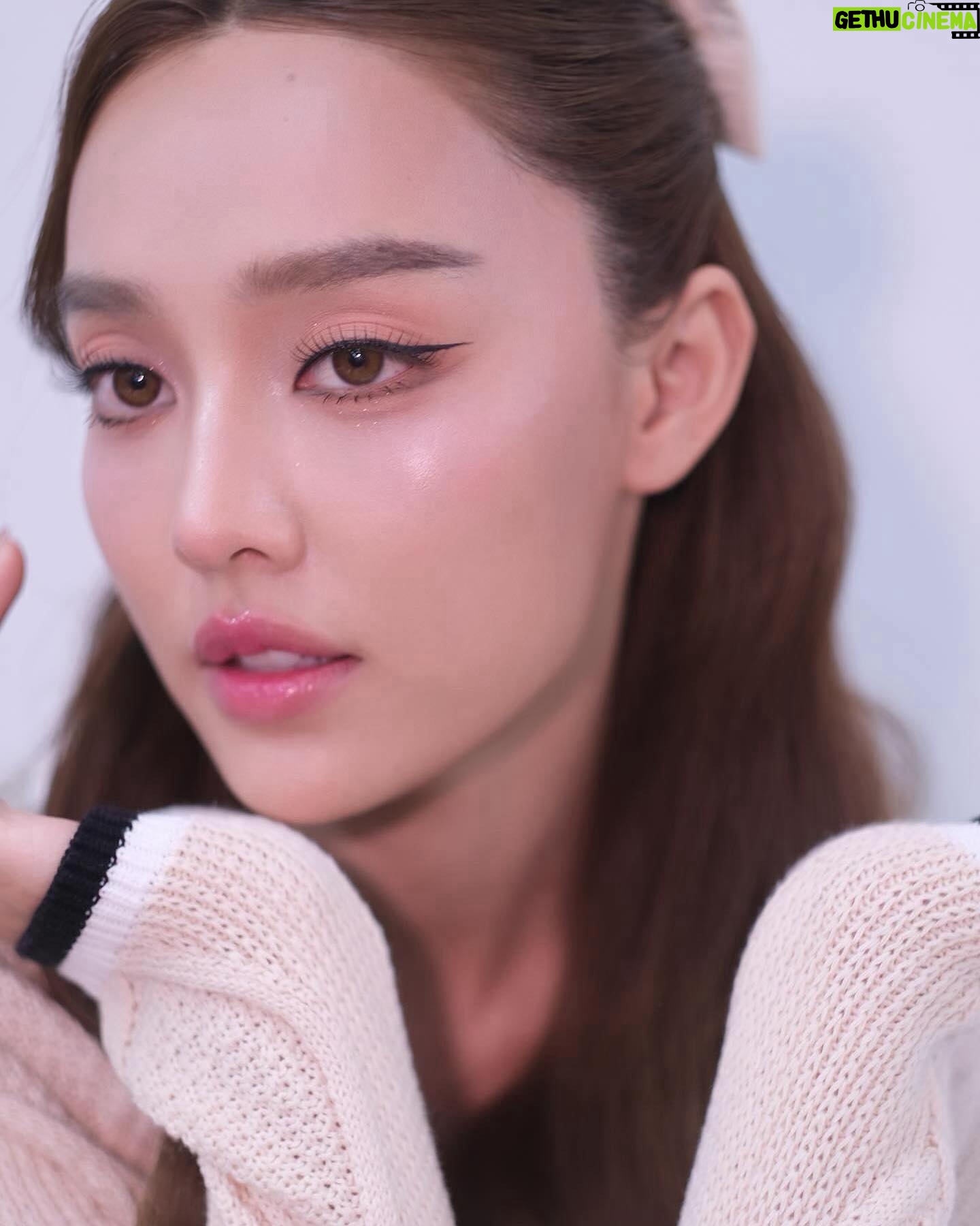 Pichukkana Wongsarattanasin Instagram - วันอังคารสีชมพู 🩷🩷 คืนนี้เรามีนัดกันน้า~