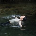 Pichukkana Wongsarattanasin Instagram – มาเล่นน้ำรอแล้วววว 💦💦 #มือปราบมหาอุตม์  คืนนี้ มาดูสดพร้อมกันนะคะ 🥰🤍 รูปสุดท้ายคือ เต้ย ตาล ไม่ใช่บุหลันเสือผาด แกล้งโหดเหมือนโกรธกัน 555555
