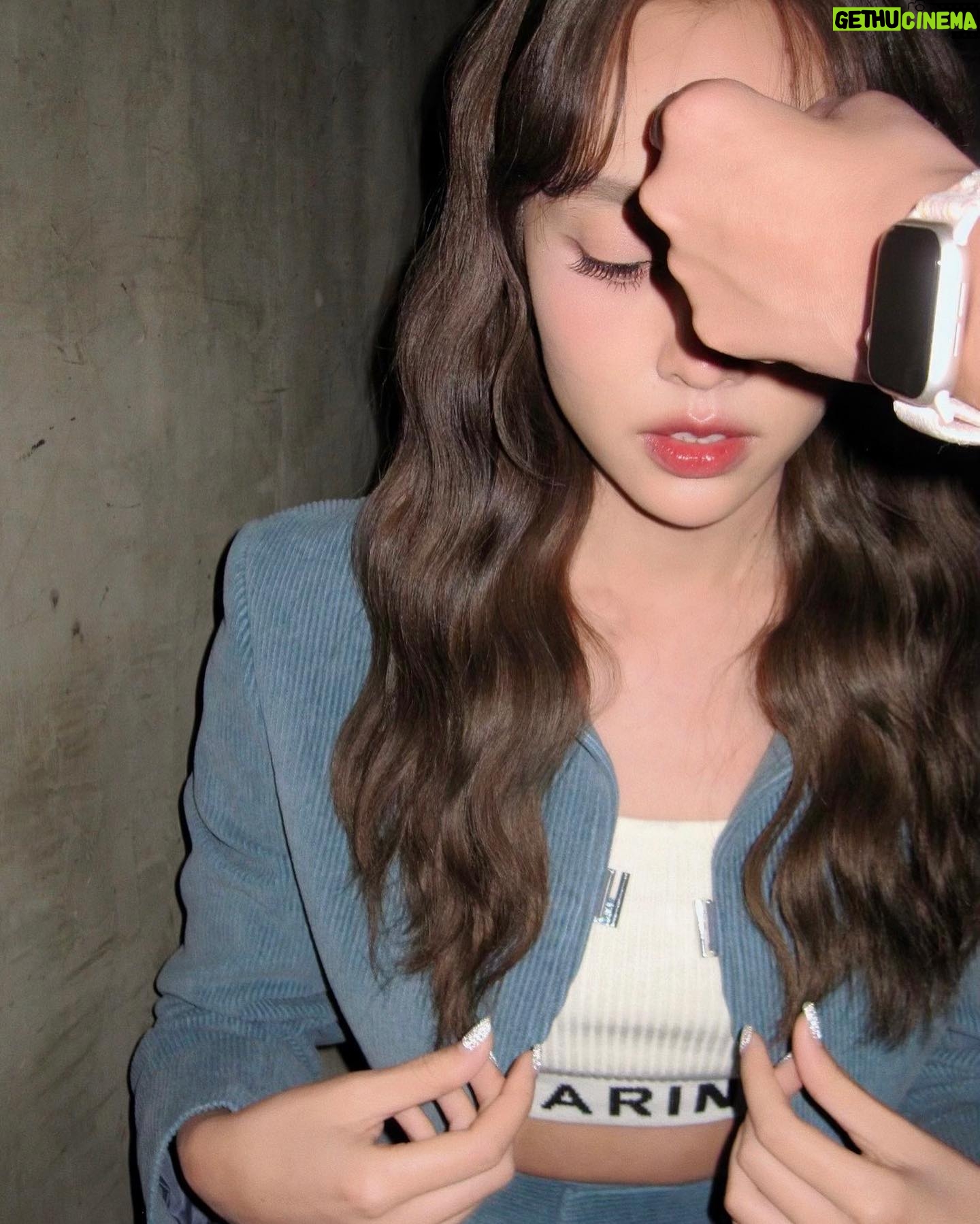 Pichukkana Wongsarattanasin Instagram - 🩵🤍 ติดฝนด้วยกันมั้ยยยยย~