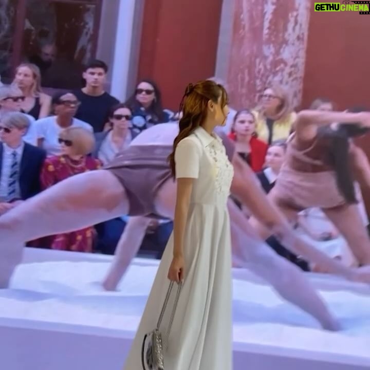 Pichukkana Wongsarattanasin Instagram - ☀️🥰 @maisonvalentino SS24 by @pppiccioli #VALENTINOGARAVANI #ValentinoLÉcole #ValentinoNarratives #VLogoMoonBag #ValentinoGaravaniAndPORTER