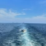 Pichukkana Wongsarattanasin Instagram - มีสัญญาณแล้วววว~ 🤎☁️☀️⛴️ รูปบนเรือไปก่อน ทริปนี้ท้องฟ้าสดใส คลื่นไม่แรงเลยสักวัน ดีใจจุง🥰 🤎 @billabong_thailand #billabongthailand