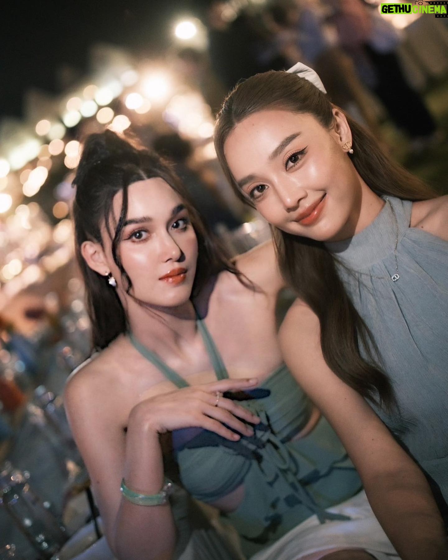 Pichukkana Wongsarattanasin Instagram - 🩷👰🏻♀️🤵🏻💕 @prima_prim #primtomtheluckyones ยินดีด้วยน้าา~ ขอให้เพื่อนมีความสุขมากๆ จัดงานได้น่ารัก อบอุ่นมาก สนุกสุดๆเลย 🥰🥰