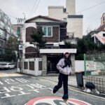 Ping-Ya Tai Instagram - 韓國很冷所以我每天都睡到下午2點出門，7點吃完晚飯就直接回飯店。徵志同道合的旅伴 你們出國玩是哪一派？