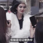 Ping-Ya Tai Instagram - 哭伊拉放下了對101隻狗狗的執著 改跟穿著proma的惡魔競爭時尚教主地位 儘管打了101次醫美、畫了101層濃妝，成為萬眾矚目的焦點 卻沒想到終究逃不過大家的銳眼 不想再被說 「聽說你都靠化妝修圖哦？」 「本人跟照片差很多欸...」 哭伊拉的終極武器就是！ 🌟OLAY膠原大紅瓶‘——超有感保濕不黏膩 肌膚水嫩Q彈重回澎澎少女肌！ 🌟OLAY革糖素小白瓶”——美白保濕又提亮 改善肌膚暗沉素顏也不用怕！全臉夠用還可以帶到脖子 兩瓶三效 滑嫩、澎彈、透亮一次滿足 讓膚況全面升級，cp值超高 大家覺得...哭伊拉＆黑魔女誰比較可怕？ #OLAY專研科學護膚 #革糖素小白瓶#膠原大紅瓶 @olaytaiwan *售價、優惠由通路自行決定 ”指品牌對產品的暱稱；革糖素指NYMPHAEA ALBA FLOWER EXTRACT ‘指品牌對產品的暱稱，非功效宣稱。產品未添加膠原