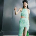 Ping-Ya Tai Instagram – 今年走野性路線，視覺上看起來有C？有有有 我覺得有…

謝謝走鐘獎的所有工作人員，辛苦了！

Make up / @doris0505 
Hair / @gghot4528tw 
Stylist / @imobihsu 

#走鐘獎 #上班不要看