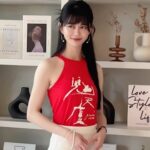 Ping-Ya Tai Instagram - 經紀人：就跟你說了今天不方便出現要打馬賽克的畫面 4/19 《鬼天廈》你能活多久？ Makeup&Hair @doris0505 Stylist @imobihsu 👗 @ur_living_ 💎 @oliviayaojewellery ⌚️ @cartier @mystery_writers_movie #鬼天廈