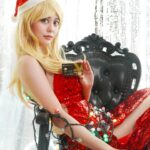 Ping-Ya Tai Instagram - ♫All I Want for Christmas Is…？ 又到聖誕女王Mariah痴痴一年當中唯一要工作的月份了？ 聖！誕！節！對我來說就是淘金的時刻！ 逢年過節...大家有成功讓右手牽起愛人了嗎？ 還沒也沒關係，還有我陪伴大家！ 今年不只要獻出我美妙的歌聲 還要來分享年末怎麼買、怎麼淘才划算 不然你們以為我怎麼每年只靠聖誕歌曲的版稅活下去的？（並沒有） 身兼公司老闆與上有老、下有小的me 聖誕、尾牙買禮物，靠的都是我手上這張神奇的JCB卡 卡片跟衣服一樣不嫌多，但其中JCB卡必備! 年底有滿滿的優惠！ 首先！立刻去辦一張JCB的神奇卡卡 再來只要在淘寶app購物並刷JCB卡 活動限定期間單筆滿額可享結帳立刻減免的優惠（超方便還不用領券喔） 先偷偷告訴大家...我已經下單聖誕節cosplay性感睡衣（？） 12月的刷JCB卡免券優惠先報你們知！ 12/1～12/31 每天00點發放-單筆消費滿2,000元現折200元（當月限量11,500名快搶！） 12/11~12/12 雙12優惠大放送！12/11 20點發放 (設鬧鐘設鬧鐘設鬧鐘！） 單筆消費滿6,000元現折600元 (限量1,000名) 單筆消費滿8,888元現折1,212元 (限量400名) 如果因為在辦正事...錯過的？ 或是手速不夠快的朋友也別灰心！ 2024年還有滿滿的優惠～ 年貨節、3.8節、618年中慶、99划算節⋯ 該唱的唱完了...該淘的也淘完了... 是時候準備為大家獻唱今年最後一首了 ♫All I Want for Christmas Is JCB！ ※未公開檔期之活動詳情將預計於活動開始前於本活動網頁公告之。 ※本活動僅限於手機淘寶APP購物於訂單結帳時刷JCB卡之消費方才適用；任何以行動支付、電子支付方式等進行之支付恕不適用本優惠。 #JCB #買淘寶必備JCB卡 #uniquelyyoursjcb
