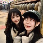 Ping-Ya Tai Instagram - 祝大家新年快樂🧧 感謝家人彼此包容，繼續充滿歡笑。