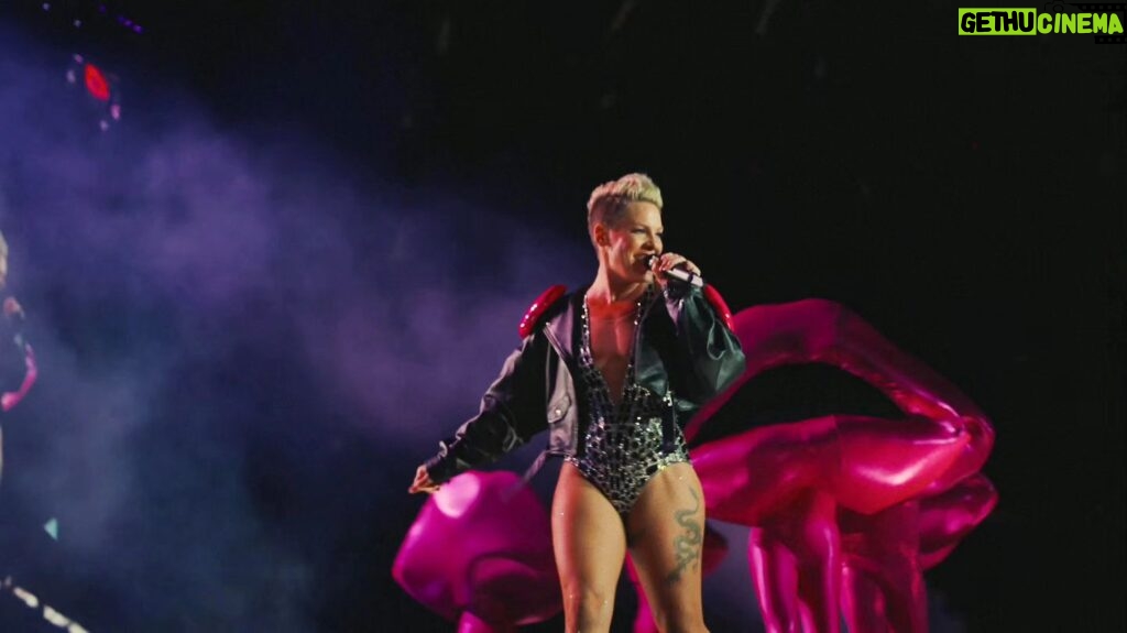 Pink Instagram - HQ stills from award-winning director @davidspearing, who documented the Summer Carnival / Trustfall Tour including backstage scenes with the kids, getting ready, during the show and intimate moments with the band and crew. Check out his incredible tour coverage video 📸 Reel posted on my profile ➡ @pink_fanclub © @professional_photo_mag