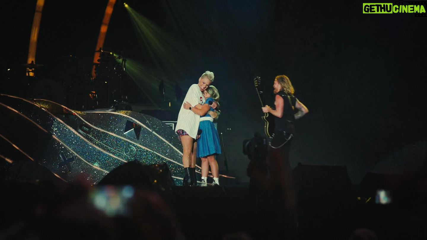 Pink Instagram - HQ stills from award-winning director @davidspearing, who documented the Summer Carnival / Trustfall Tour including backstage scenes with the kids, getting ready, during the show and intimate moments with the band and crew. Check out his incredible tour coverage video 📸 Reel posted on my profile ➡️ @pink_fanclub © @professional_photo_mag