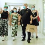 Pink Instagram - It’s been 22 years since I first visited families at the Royal Children’s Hospital, and it was a privilege to return to @rchmelbourne this week. Thank you to everyone who spent time with Willow and me. Thank you for sharing your stories and letting us play you a couple of songs. We won’t forget this day 💜 Please visit @rchmelbourne to learn more about the vital work they’re doing to help create a world where all kids thrive 💕🙏