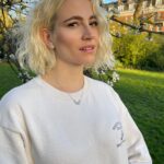 Pixie Lott Instagram – young women today face so many challenges that threaten their futures and aspirations. Many feel anxious, have lost confidence in themselves and worry for a future which appears to be spiralling out of their control.  I have been an ambassador for @PrincesTrust for more than 15 years and have seen the amazing work they do with their #ChangeAGirlsLife campaign.

 

thank you to @MappinandWebb who are supporting this campaign to help more young women build a better future for themselves. Between 13th May- 31st July, 5% from every item purchased from the beautiful Riveret Limited Edition collection will go towards The Prince’s Trust in support of the #ChangeAGirlsLife campaign. #ad