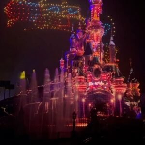 Pixie Lott Instagram - c’etait magnifique 💛 @disneylandparis is steeped in so much nostalgia for us from the music everywhere to the castle at night, it was magical to be back but with bertie and my fam 🧚‍♂️