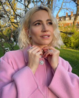 Pixie Lott Instagram - young women today face so many challenges that threaten their futures and aspirations. Many feel anxious, have lost confidence in themselves and worry for a future which appears to be spiralling out of their control.  I have been an ambassador for @PrincesTrust for more than 15 years and have seen the amazing work they do with their #ChangeAGirlsLife campaign.

 

thank you to @MappinandWebb who are supporting this campaign to help more young women build a better future for themselves. Between 13th May- 31st July, 5% from every item purchased from the beautiful Riveret Limited Edition collection will go towards The Prince’s Trust in support of the #ChangeAGirlsLife campaign. #ad