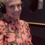 Pixie Lott Instagram - why do broken hearted lyrics make the best club songs? listen to @chapterandversemusic @tobygadmusic @afsheenmusic’s new tune and all the versions that I helped write and sing at the link in my bio ⚡️