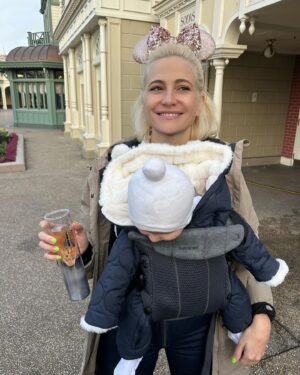 Pixie Lott Instagram - c’etait magnifique 💛 @disneylandparis is steeped in so much nostalgia for us from the music everywhere to the castle at night, it was magical to be back but with bertie and my fam 🧚‍♂️