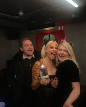 Pixie Lott Instagram - lucky cats ✨ absoluteeeee best time celebrating my bro and I’s bdays at our two fave nostalgia spots of all time ✨ thank you so much for making us feel so spesh