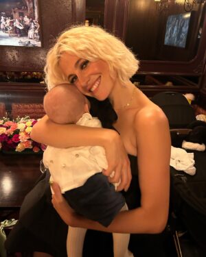 Pixie Lott Instagram - my 🐝 day ✨💝🍀✨❤️💚 thank you so much for the lovely msgs I’m so grateful for everything andddd so hippy happy to be here 💚 and of c as you know will be stretching out the celebrationays because yolo
