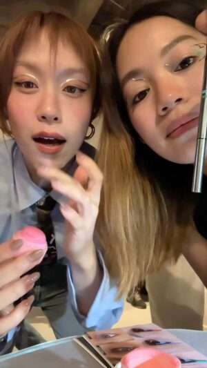 Ploi Horwang Instagram - Trying the eye stickers and @qloasbeauty multi balm with @muleev

@memento.bkk x @qloasbeauty