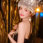 Ploypailin Thangprapaporn Instagram - ถ่ายรูป 4000 บาท ที่จีนได้อะไรบ้าง? ได้ช่างแต่งหน้า ช่างผม ติดขนตาปลอม เทปตาสองชั้น โบกตัวขาวออร่า เรียกได้ว่าแต่งจัดเต็มเหมือนออกงาน (แล้วแต่งโคตรรสวย) ได้ชุดอลังการ (ชุดขึ้นตามราคา ชุดเบาๆก็ถูกลงง55) ได้ช่างภาพถ่ายรูปให้ พร้อมจัดไฟ คิดท่า พาไปถ่ายตามสถานที่จริง จบด้วยได้รูปทุกรูปที่ถ่าย พร้อม รีทัชรูปสวยๆให้ 9 รูป ไม่ชอบคอมเม้นวงให้เขาแก้ได้ และนี้คือรูปที่ผ่านการรีทัชโดยร้านพี่จีนค้าบบ😂 รอประมาณ 1 อาทิตย์