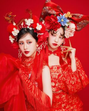 Ployshompoo Supasap Instagram - 新年快樂 🧧🪭
Double J
