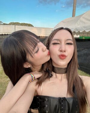 Ployshompoo Supasap Instagram - BMMF13 💕💕
With my galssssss