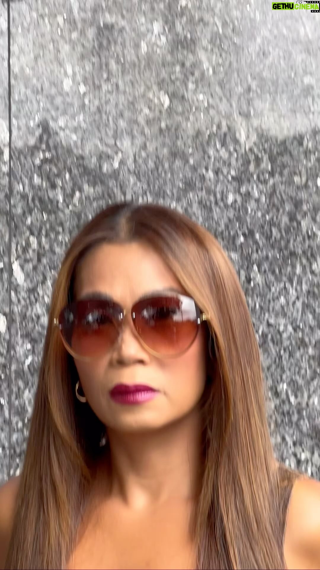 Pokwang - 5.1K Likes - Wednesday #OOTD for @tiktoclockgma
Hair & makeup @rovielcastor
asisted by @yvonnemaylaya
styled @kimmerferrer @_dodleygal