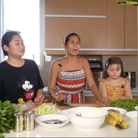 Pokwang - 8.8K Likes - NEW VLOG mamayang 6pm sa aming youtube channel #MamangAndMalia
Narito na ang part 2 ng 1k challenge ilang ulam ngaba ang maluluto ko sa 1k at ilang araw ito pagsasaluhan ng 5members ng family? hmmmm mamayang 6pm link on my bio 👆🏽👆🏽👆🏽