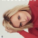 Polina Gagarina Instagram – И еще одна новость, о которой не успела рассказать! 
В продажу поступил журнал «Москвичка» В котором целых две обложки с моим участием! А также с большим интервью внутри о творчестве, жизни, семье. Вынос «Линия Полины» отсылает к моей главной роли в сериале START «Красные линии», где я перевоплотилась в начинающую писательницу Лену Огурцову, которой только предстоит стать суперуспешной Еленой Берн из третьего сезона уже всем полюбившихся «Бывших». Премьера уже 16 мая, и чем ближе к ней, тем волнительнее.

Спасибо @start.ru и @moskvichka.magazine 
Фотографии любимой и самой талантливой @tuponogova_volkova ❤️
#полинагагарина #красныелинии