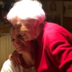 Polina Maksimova Instagram - Сегодня наша Королева-Мать отмечает свои 82 ! Мой Дружочек, будь здорова и улыбайся!!! А мы просто будем рядом! Хохотать с тобой до упаду, как мы и всегда это делаем! Многая лета, моя любовь!!! С Новым твоим годом, ВАЛЕНТИНА АЛЕКСАНДРОВНА ❤️❤️❤️ принимай поздравления! #бабулечке82 Пишите поздравления)) а я их ей прочитаю ✨✨✨