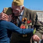 Polina Maksimova Instagram – День Великой Священной Победы. 

День радости и день тишины. 

Память поколений. 
Память о предках. 
Память о подвиге.

Никто не забыт. Ничто не забыто. 

Долг каждого человека чтить это и воспитывать в наших детях глубочайшее уважение и трепет перед этим Великим Днём.

Помнить. 

Знать. 

Беречь.