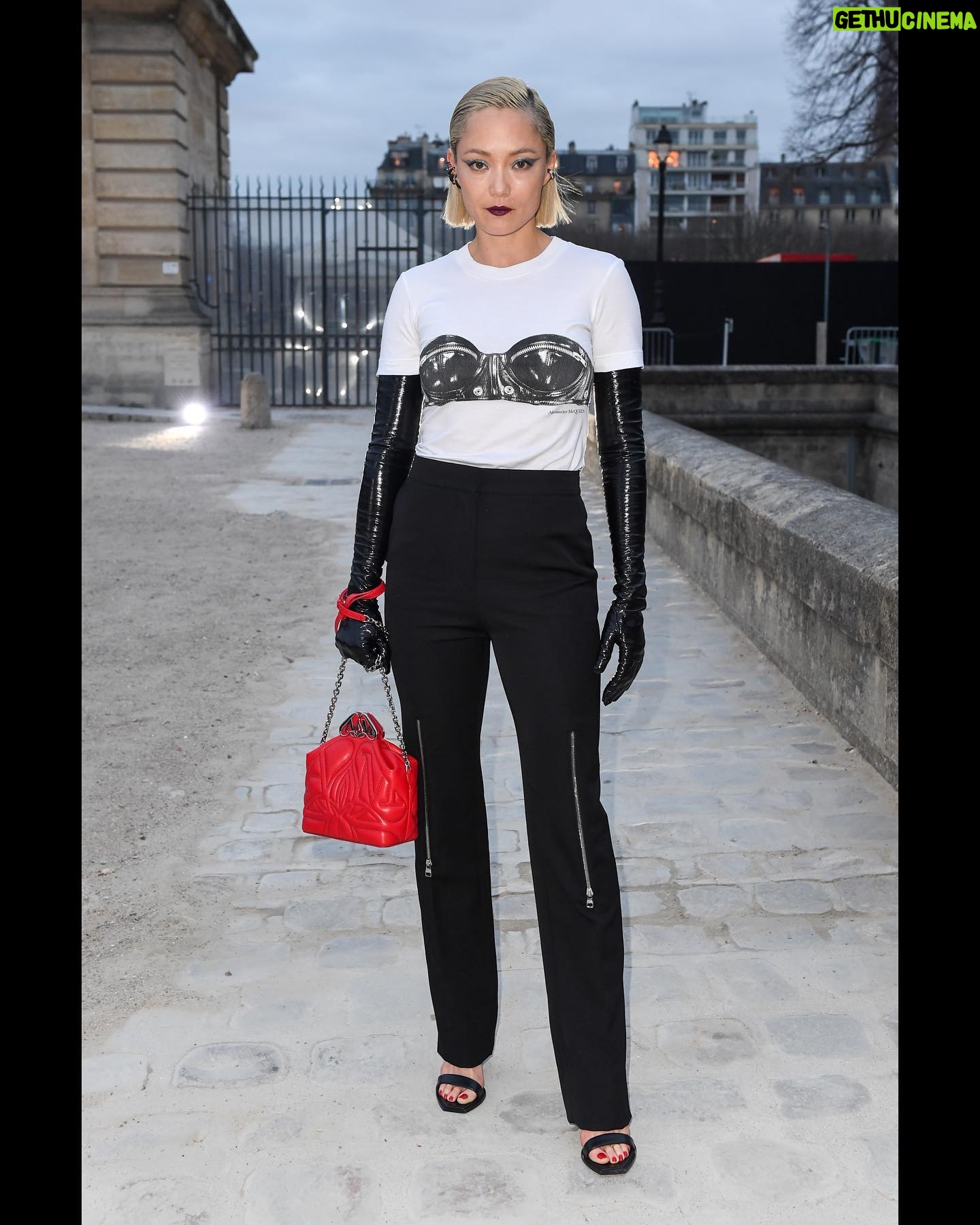Pom Klementieff Instagram - 🖤 @alexandermcqueen show in Paris was so stunning ❤️ thank you for having me ♠️💀 #McQueenAnatomy #McQueenAW23 #PFW