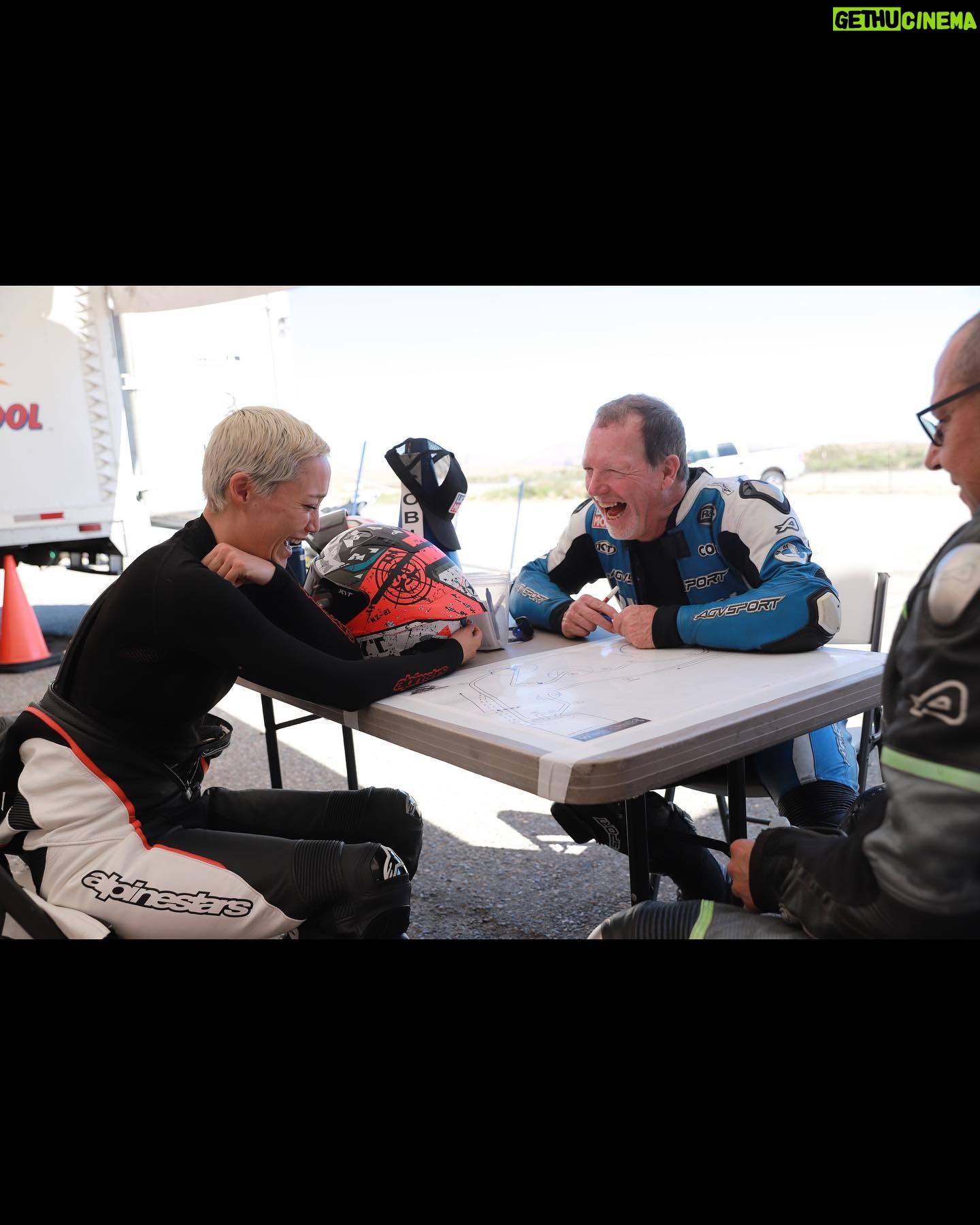 Pom Klementieff Instagram - 🏍️🖤 @superbikeschool 2 day camp was so much fun!! Learned so much!! 🖤 📷 @etechphoto