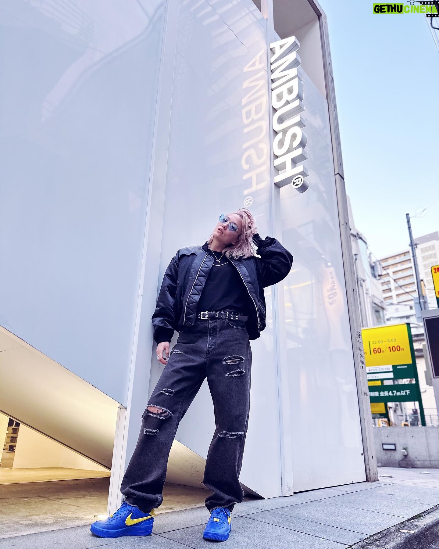 Pom Klementieff Instagram - When in Tokyo 🖤 Arigato @ambush_official @verbal_ambush @yoon_ambush 🖤 📷 @shota.kawada