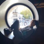 Pomme Instagram – la vénus d’argent, dans lequel j’ai joué mon premier rôle à vie, sort dans 1 semaine au cinéma. 
j’ai remonté le temps, des premiers essayages costume jusqu’au tournage il y a pile un an, pendant lequel j’ai vécu de nombreux changements capillaires et intérieurs 🥲 
c’est un film important. 
taguez vos cinémas prefs en commentaire pour qu’ils diffusent le film dès sa sortie la semaine prochaine. 🧚🏻‍♂️