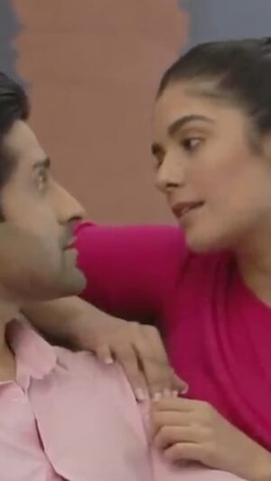 Pooja Gor Instagram - Ohh no 🤣😅

#jokes #jokeoftheday #romance #couples #comedyreels #reelsinstagram #jokesfordays #husbandwife #funnyjokes #husbandwifejokes #husbandwifetalks #biwi #patipatni #explore #relatablememe #funnymemes #memeoftheday #relatableposts #sitmeme #memestagram #mom #jokes #explore