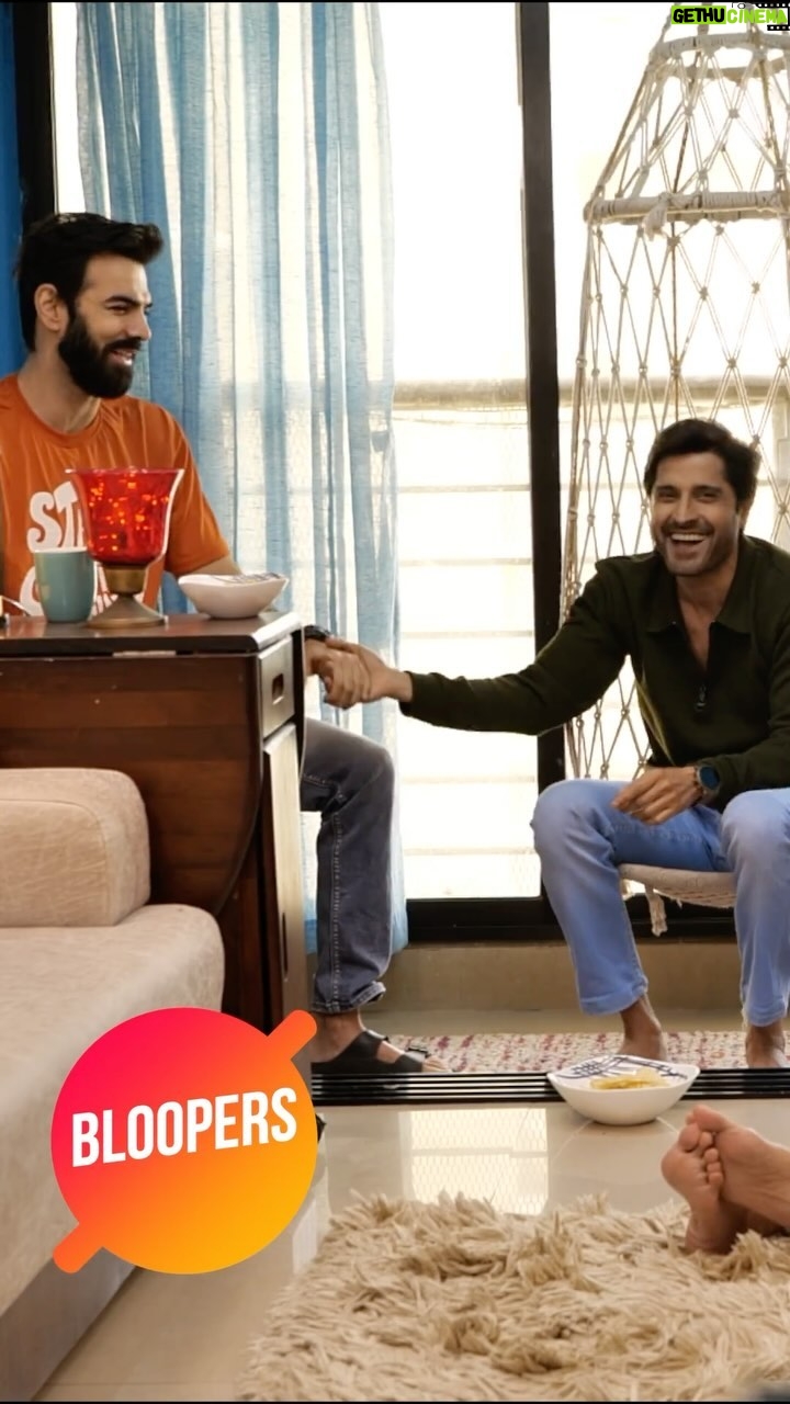 Pooja Gor Instagram - We really enjoyed shooting for our latest episodes!! Here are some hilarious BTS bloopers 🫣 EPISODES ARE LIVE ON SHITTY IDEAS TRENDING! #sitbloopers #sitwebseries #sitnewepisode #sitjokes #sitreels #instatrending #instareels #bloopers😂 #bloopers #sitvideos