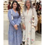 Pooja Gor Instagram - Yesterday, I had the incredible honour of meeting the legendary Zeenat Aman in person. From admiring her onscreen grace to being in her presence, it was a moment beyond words. My heart raced with nerves, but each exchanged word was pure magic. @thezeenataman ✨ #LegendaryEncounter #GracePersonified