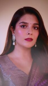 Pooja Gor Instagram - Donning a saree, a timeless garment that intertwines tradition and elegance always brings out the best in me👸🏻✨ The handloom and handcrafted sarees from @bharatsthali infuse me with confidence and grace, empowering me to shine. Explore their latest collection now! 🤌🏼❤️ 📍@thehoneststudios #Ad #Saree #IndianSaree #HandloomSarees #Bharatsthali #IndianWear #sareelove