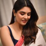 Pooja Gor Instagram - Meri bindiya… ✨ . . . . . All dressed up for @mallika_e_awadh last week.
