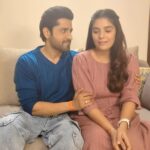 Pooja Gor Instagram - Kiss kiss ko pyaar karoon 😂😂 #funnyreels #funnyvideos #comedyreels #comedyvideos #viralreels #viralvideos #sitreels