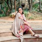 Pooja Gor Instagram - Romanticising every moment. 🫶🏽