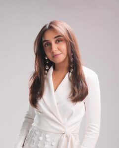 Prajakta Koli Instagram - Tonight for @realbollywoodhungama 🤍 … Styled by @aakrutisejpal Hair by @sujata_1810 📸 by @roverdiaries_ … outfit - @alpana_neeraj earrings - @simranchhabrajewels @ascend.rohank