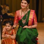 Pranitha Subhash Instagram - My minion and I decked in South Indian ❤️