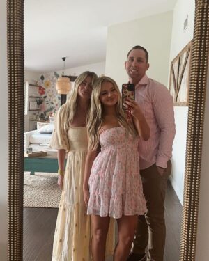 Pressley Hosbach Instagram - happy easter 🐣💝🎀