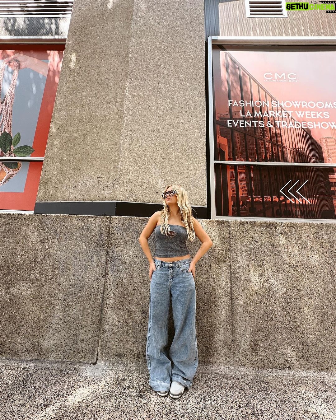 Pressley Hosbach Instagram - 🩶 Los Angeles, California