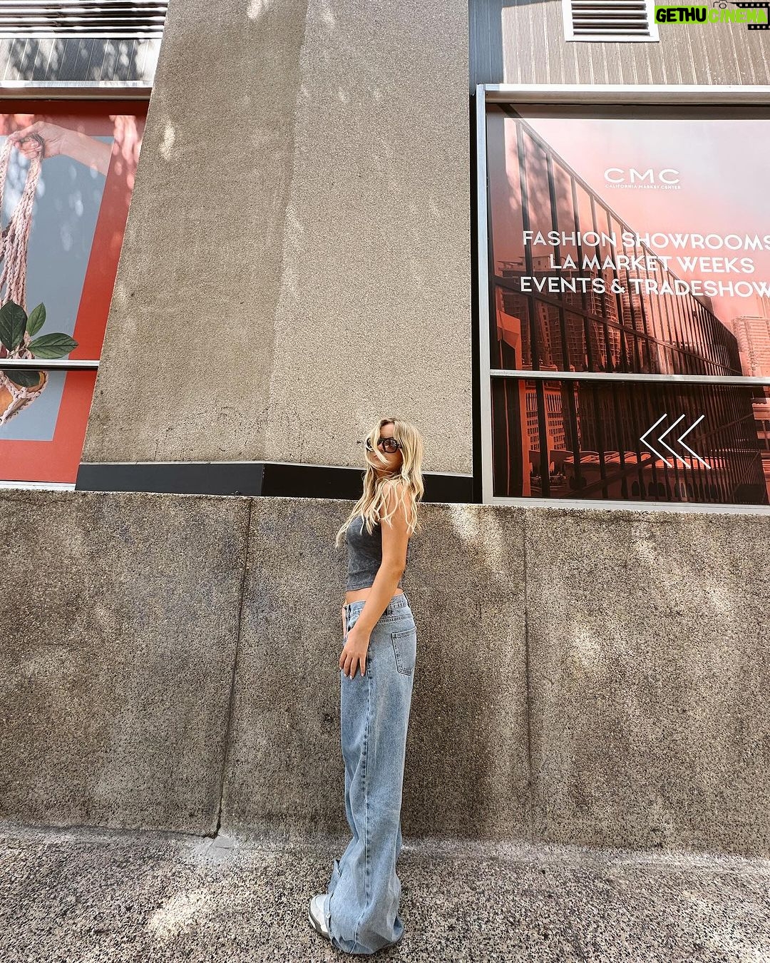 Pressley Hosbach Instagram - 🩶 Los Angeles, California