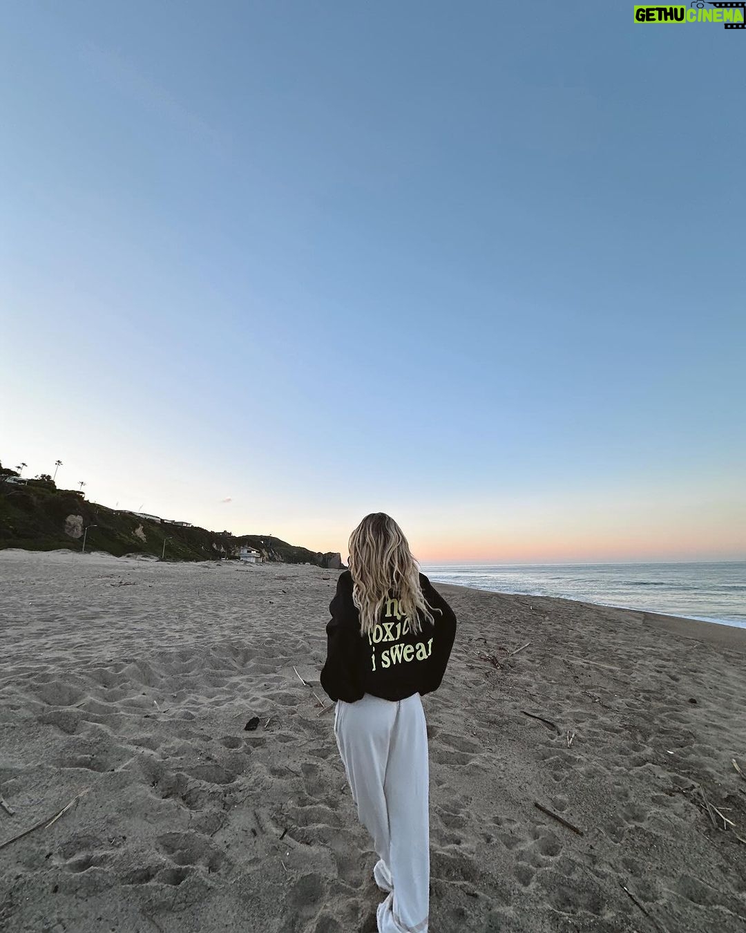 Pressley Hosbach Instagram - life haul Los Angeles, California